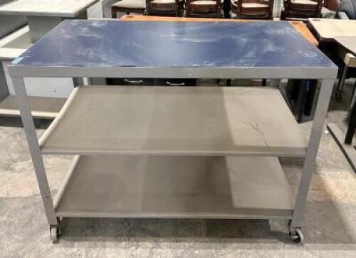 RETAIL DISPLAY SHELF ON CASTERS