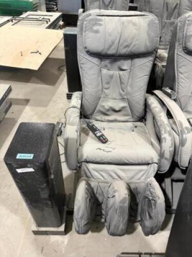 PANASONIC CASH OPERATED MASSAGE CHAIR LOUNGER