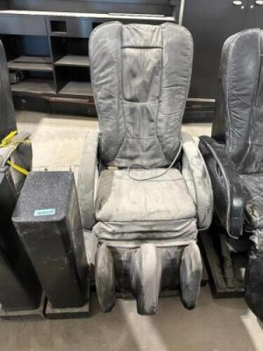 PANASONIC CASH OPERATED MASSAGE CHAIR LOUNGER