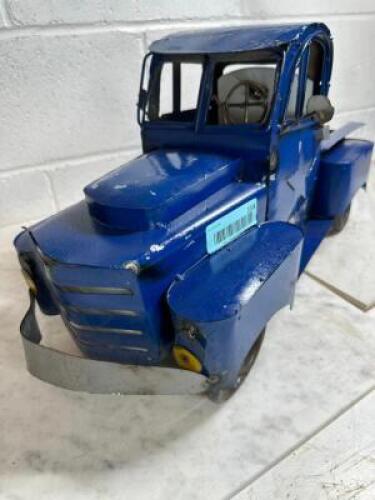 DESCRIPTION: HAND CRAFTED METAL BLUE TRUCK TOY SIZE: 21"X9"X12" QTY: 1