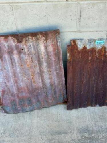 DESCRIPTION: (2) VINTAGE CORRUGATED BARN METAL SIZE: 30"X30" QTY: 2