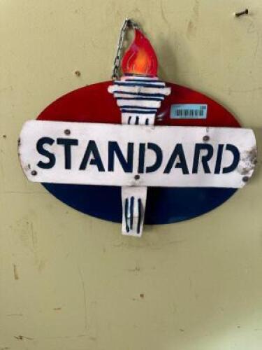 DESCRIPTION: METAL STANDARD SIGN SIZE: 17"X16" QTY: 1
