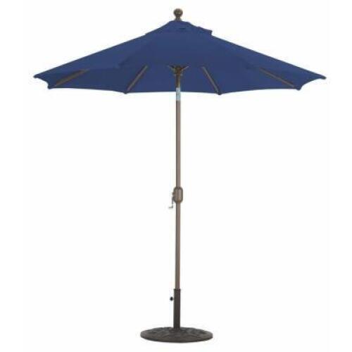 7.5' DELUXE AUTO TILT ROUND UMBRELLA
