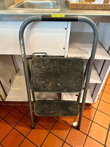 DESCRIPTION: TWO STEP FOLDING LADDER LOCATION: KITCHEN QTY: 1