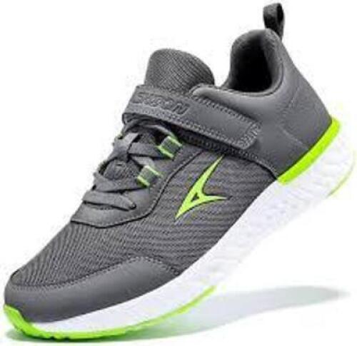 DESCRIPTION: (1) PAIR OF RUNNING SHOES FOR KIDS BRAND/MODEL: FASHION DESIGN INFORMATION: GREEN AND GRAY SIZE: 32 RETAIL$: $40.00 EA QTY: 1