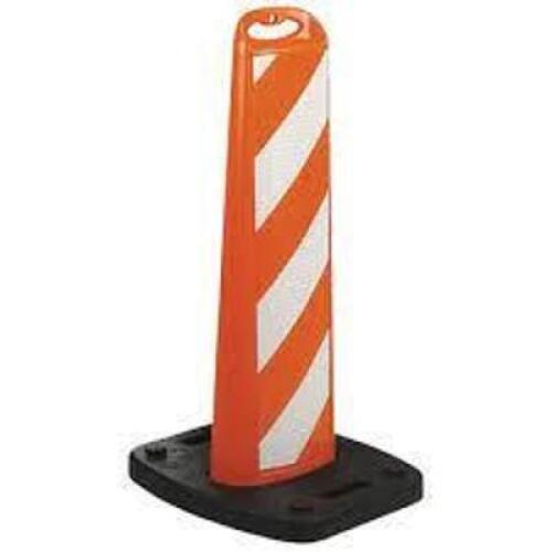 DESCRIPTION: (2) VERTICAL PANEL BRAND/MODEL: TRAILBLAZER #13P897 INFORMATION: ORANGE SIZE: 40" RETAIL$: $41.18 EA QTY: 2