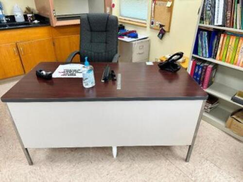 60" METAL OFFICE / TEACHERS DESK