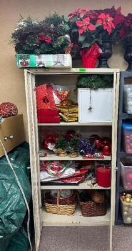 BOOK SHELF WITH CONTENTS