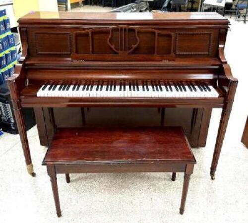 SOHMER QUARTER SAWN ROCK MAPLE PIANO