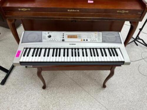 YAMAHA PSR E313 PORTABLE KEYBOARD PIANO