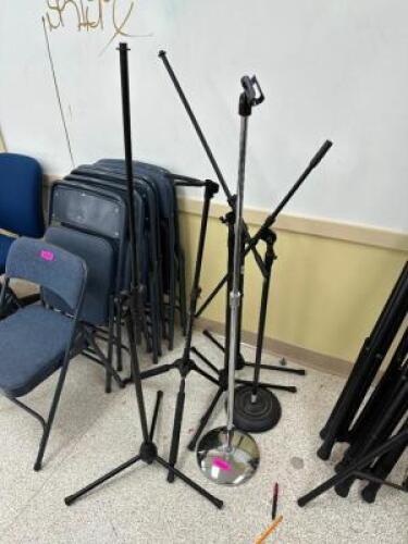 (1) LOT OF ASSORTED INSTRUMENT AND SHEET MUSIC STANDS