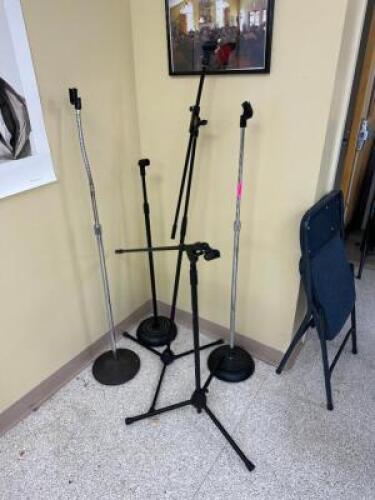 (6) SHEET MUSIC STANDS