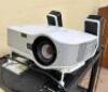 NEC NP1250 LCD PROJECTOR W/ LOGITECH SPEAKERSBRAND/MODEL: NEC NP1250LOCATION LIBRARY