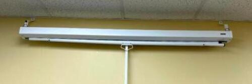 APOLLO 60" X 48" PULL-DOWN PROJECTION SCREENBRAND/MODEL: APOLLOLOCATION ROOM 106SIZE: 60" X 48"