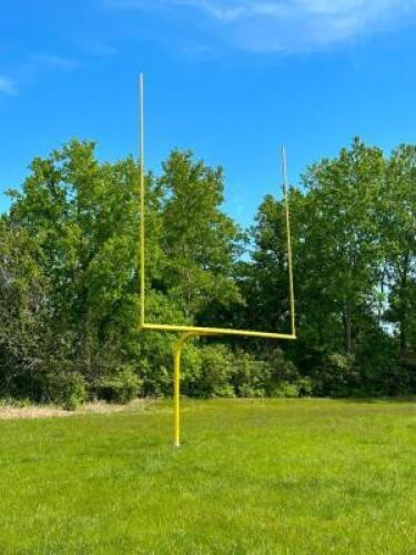 FOOTBALL FIELD GOAL
