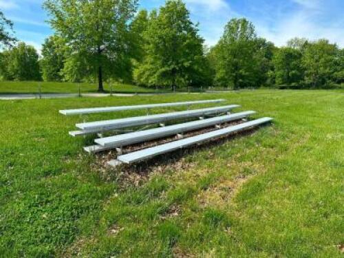 PORTABLE BLEACHERS