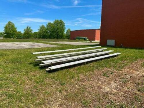PORTABLE BLEACHERS