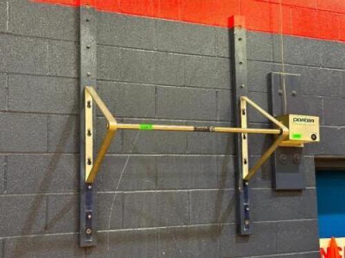 WALL MOUNTED WORK OUT BAR