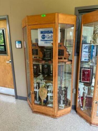 6 FT. TROPHY CASE
