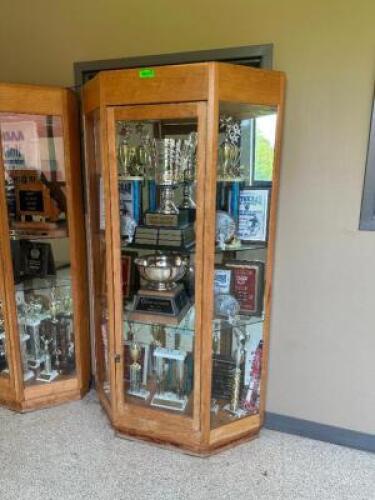 6 FT. TROPHY CASE