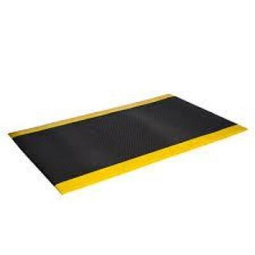 DESCRIPTION: (1) ANTI FATIGUE MATBRAND/MODEL: CROWN MATTING #16683161INFORMATION: BLACK AND YELLOWSIZE:&nbsp;36" x 60" x 9/16"RETAIL$: $117.80 EAQTY: 1