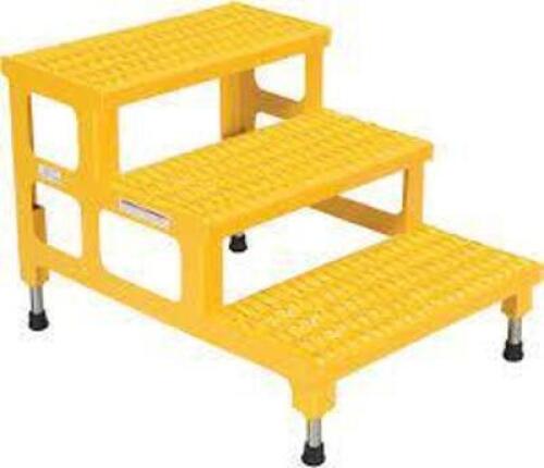 DESCRIPTION:&nbsp;(1) ADJUSTABLE SERRATED STEP MATE STAND(1)BRAND/MODEL: VESTIL #ASP-24-3INFORMATION: YELLOWRETAIL$: $350.00 EASIZE: 22.25H 500 LOAD CAPQTY: 1
