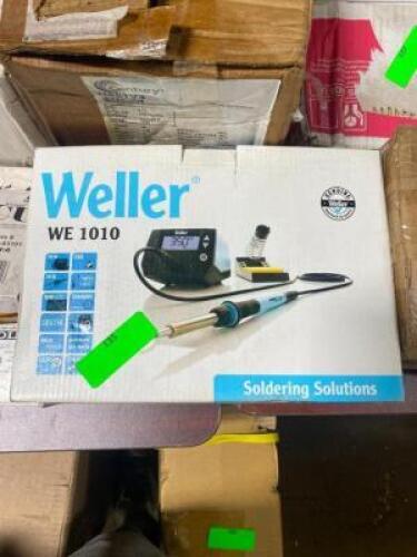 (1) WELLER SOLDERING STATIONS