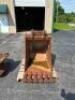 30" EXCAVATOR BUCKET ATTACHMENT - 2