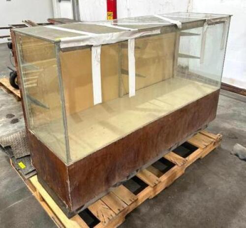 GLASS DISPLAY CASE