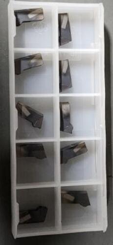 DESCRIPTION: (10) CARBIDE GROOVING INSERTS BRAND/MODEL: UNKNOWN RETAIL$: $ QTY: 10