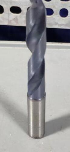 DESCRIPTION: (2) SOLID CARBIDE COOLANT THRU DRILL BITS BRAND/MODEL: SUMITOMO MDS133DMHV RETAIL$: $168.65 EA SIZE: 0.1360" DIA QTY: 2