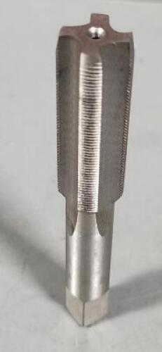 DESCRIPTION: (3) HSS STRAIGHT FLUTE TAPS BRAND/MODEL: VC 04846325 RETAIL$: $93.15 EA SIZE: 5/8-32 UNS QTY: 3
