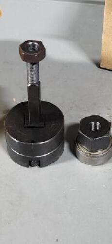 DESCRIPTION: (1) MANUAL/HYDRAULIC OPERATED SQUARE KNOCK OUT PUNCH UNIT BRAND/MODEL: GREENLEE 61004 RETAIL$: $555.88 SIZE: 5/8" SQ HOLE, 14G MILD STEEL