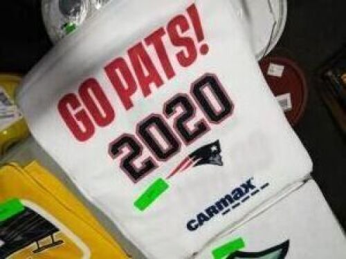 (8) RALLY TOWEL