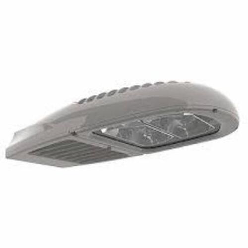 DESCRIPTION: (1) PARKING LOT LIGHT FIXTURE BRAND/MODEL: EVOLVE #12C683 INFORMATION: MUST COME INSPECT HAS SLIGHT DAMAGE SIZE: SLIPFITTER, 10,000 LM, 8