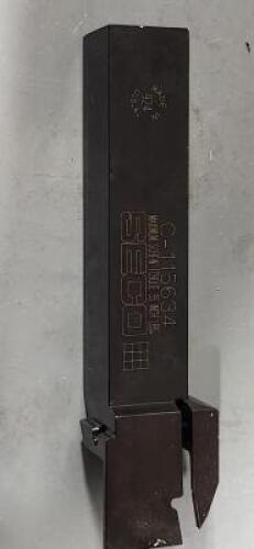 DESCRIPTION: (1) PARTING/GROOVING TOOL HOLDER BRAND/MODEL: SECO LG-21S99-C115634 RETAIL$: $167.45 QTY: 1