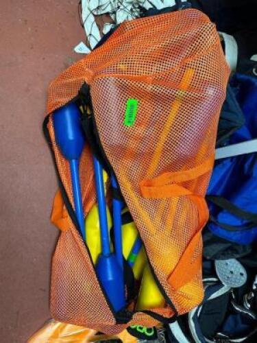 TEAM SPORTS EQUIPMENT SET