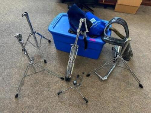 ASSORTED DRUM STANDS
