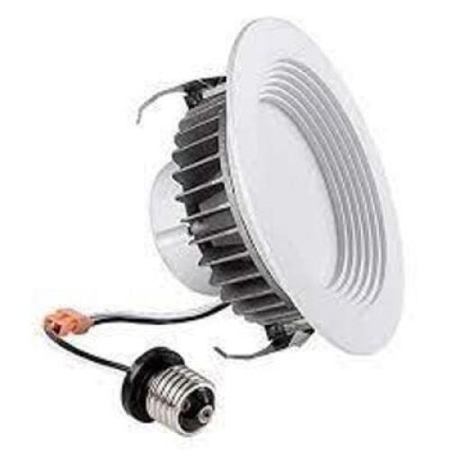 DESCRIPTION: (4) DOWNLIGHT, LED BRAND/MODEL: LIGHTOLIER #210M98 INFORMATION: WHITE SIZE: 950 LM,3000K,WHT,5": 5 IN NOMINAL SIZE RETAIL$: $52.68 EA QTY