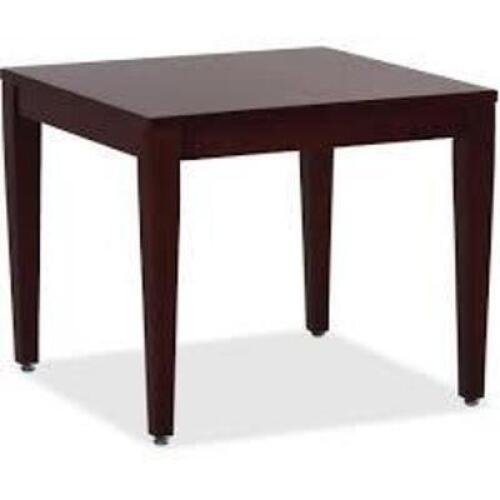 DESCRIPTION: (1) CORNER TABLE BRAND/MODEL: LORELL #59543 INFORMATION: MAHOGANY SIZE: SOLID WOOD RETAIL$: $153.19 EA QTY: 1