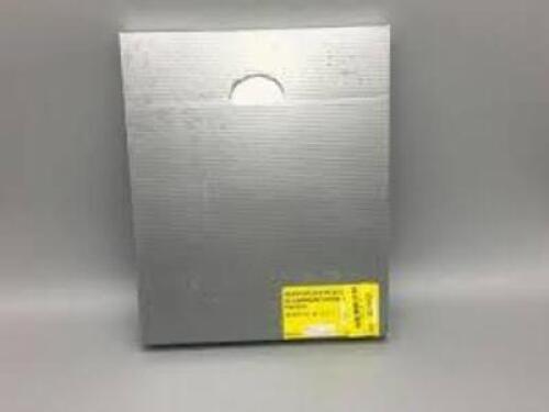 DESCRIPTION: (4) BOXES OF (50) NO LOAD PAPER BRAND/MODEL: SUPERFLEX #38350195 INFORMATION: 50 GRIT SIZE: 9X11 RETAIL$: $20.00EA QTY: 4