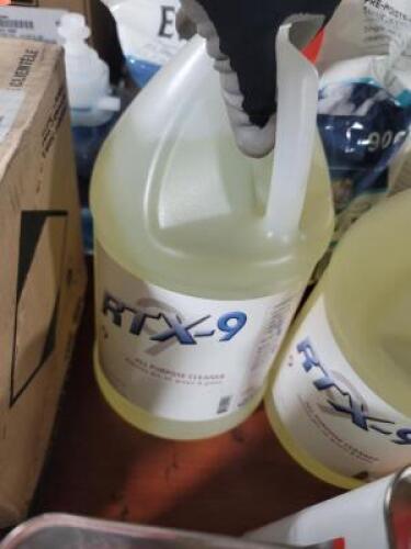 DESCRIPTION (2) ALL PURPOSE HEAVY DUTY CLEANER DEGREASER BRAND/MODEL RTX-9 TURBO #B01HOK2TWU ADDITIONAL INFORMATION RETAILS FOR $25.95 SIZE 1 GALLON T