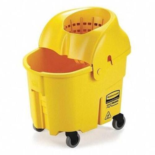 (1) POLYPROPYLENE MOP BUCKET