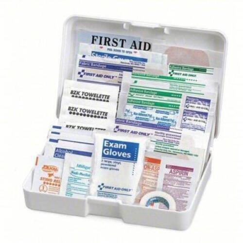 DESCRIPTION: (20) AUTO FIRST AID KIT BRAND/MODEL: FIRST AID ONLY #3PWN1 SIZE: 40 PIECES PER KIT RETAIL$: $9.82 QTY: 20