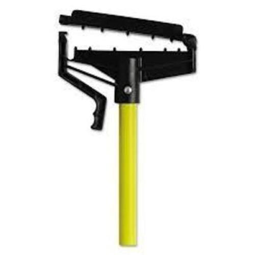 DESCRIPTION: (2) QUICK CHANGE MOP HANDLE BRAND/MODEL: CEDAR #96516 INFORMATION: YELLOW SIZE: 60 IN RETAIL$: $41.00 EA QTY: 2