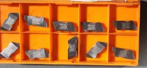 DESCRIPTION: (20) NOTCH GROOVING INSERTS BRAND/MODEL: HERTEL 3000306 RETAIL$: 21.35 PER INSERT QTY: 20