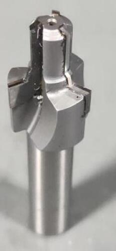 DESCRIPTION: (1) PORTING TOOL: BRAND/MODEL: SCT 00274779 SIZE: 0.838&Prime; SPOTFACE DIA, 1/4&Prime; TUBE OD, REAMER, TUBE DASH #4 RETAIL$: $246.06 QTY: 1