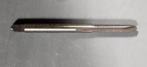 DESCRIPTION: (30) HSS SPIRAL POINT TAP BRAND/MODEL: VC 04518320 SIZE: 10-32 RETAIL$: $511.00 QTY: 30