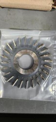 DESCRIPTION: (1) HSS STRAIGHT SIDE MILLING CUTTER BRAND/MODEL: VC 63329072 SIZE: 3-1/2" DIA 1/16" WIDTH 1" ARBOR HOLE RETAIL$: $119.03 QTY: 1
