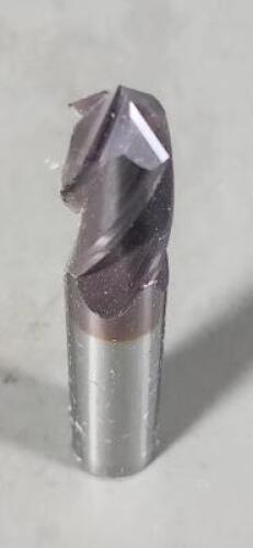 DESCRIPTION: (2) SOLID CARBIDE DRILL MILL BRAND/MODEL: HARVEY 15340-C3 SIZE: 5/8" DIA 1-1/4" LOC RETAIL$: $153.00 QTY: 2